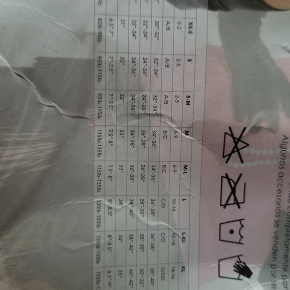 Flapper Costume With Accessory Set - Picture 5 of 5